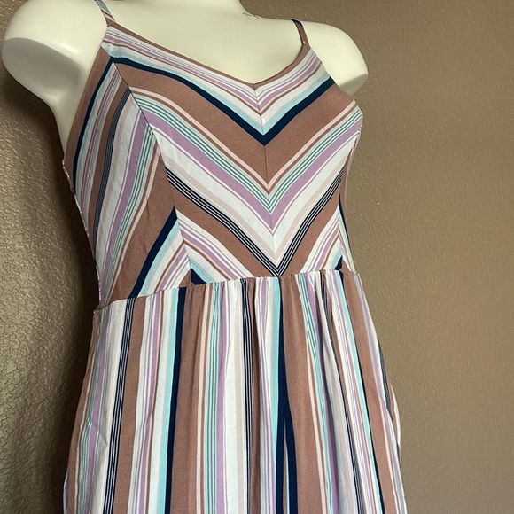 Striped jumpsuit size M - Picture 2 of 9